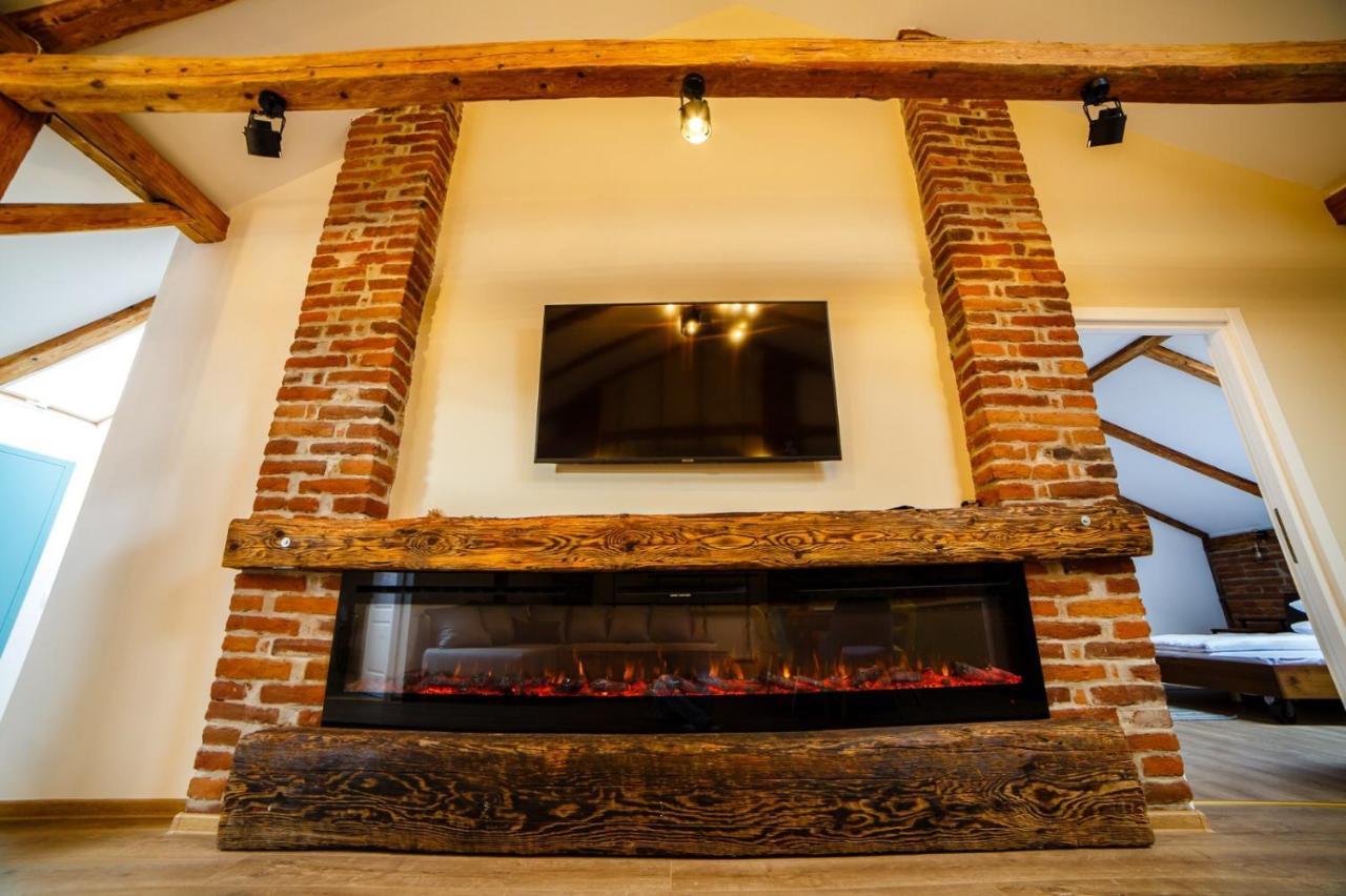 Alpine Loft Apartment คัมพูลุง โมลโดเวเนสค์ ภายนอก รูปภาพ