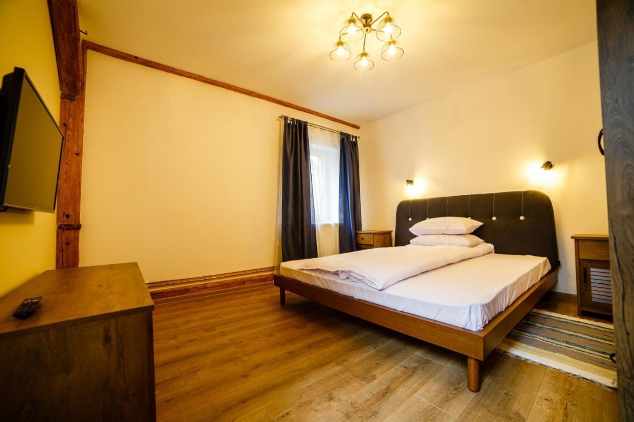 Alpine Loft Apartment คัมพูลุง โมลโดเวเนสค์ ภายนอก รูปภาพ