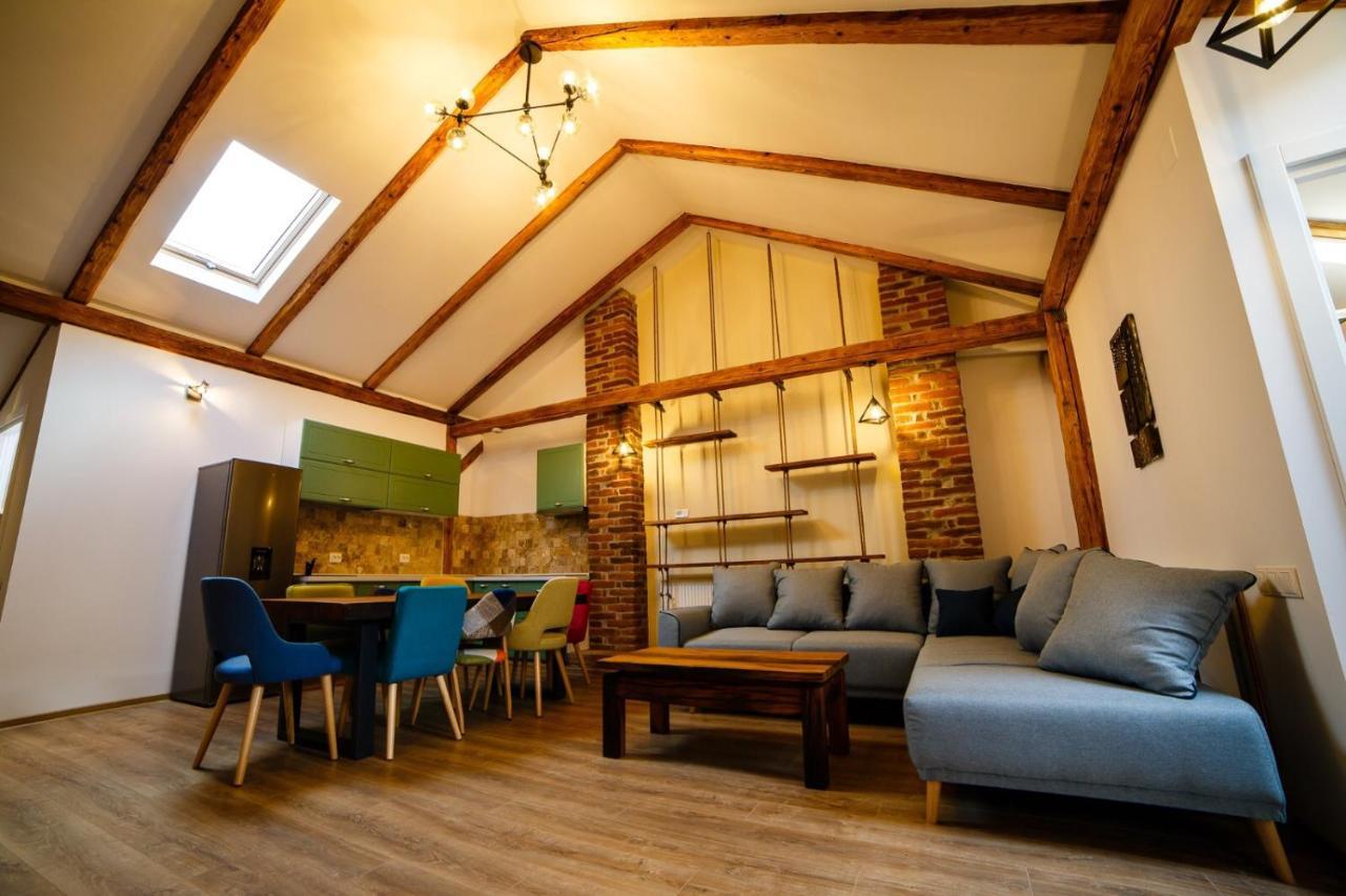 Alpine Loft Apartment คัมพูลุง โมลโดเวเนสค์ ภายนอก รูปภาพ